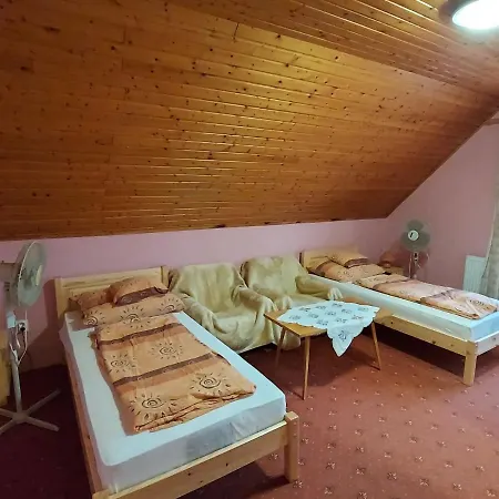 Appartamento Voros Apartman *