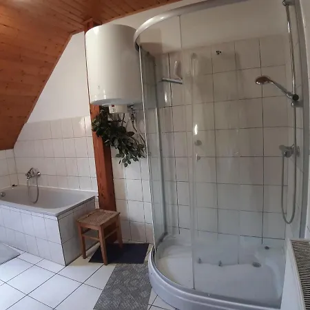 Apartmán Voros Apartman *