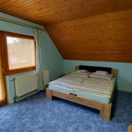 Voros Apartman Appartamento *