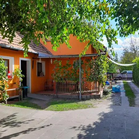Voros Apartman Appartamento *